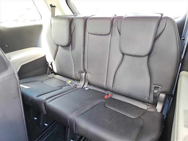 used 2023 Kia Carnival car, priced at $28,799
