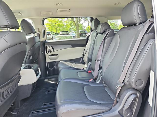 used 2023 Kia Carnival car, priced at $28,799