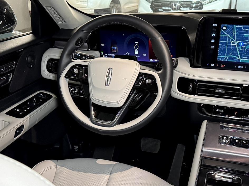 new 2025 Lincoln Aviator car, priced at $64,884