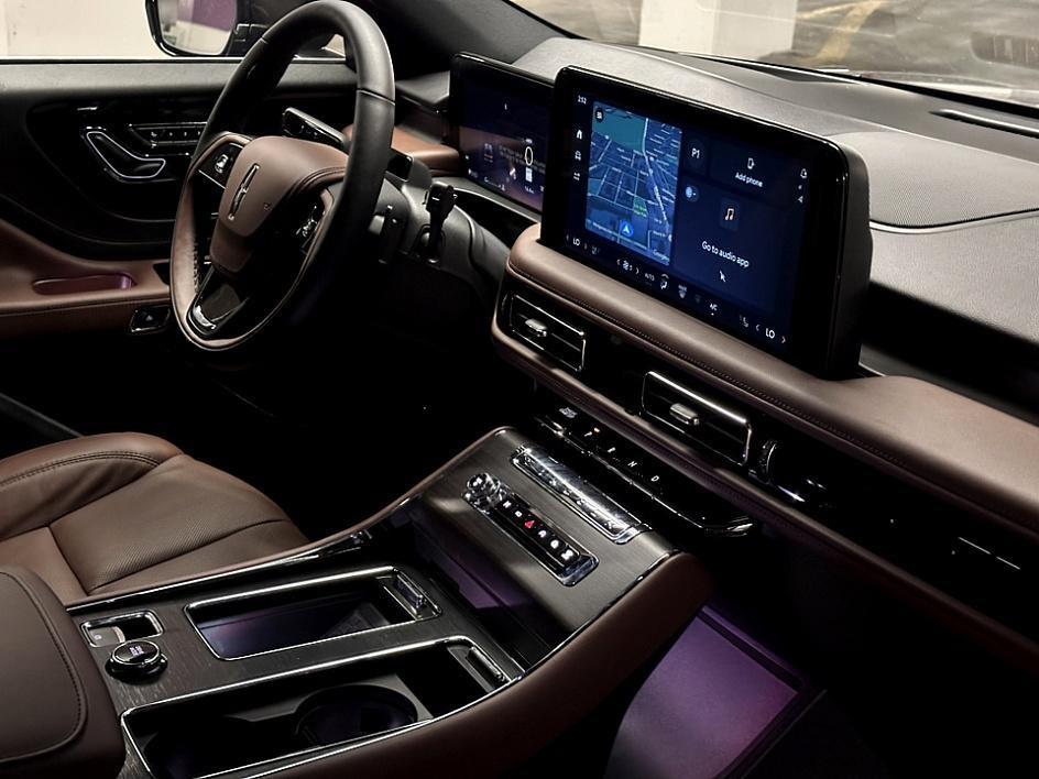 new 2025 Lincoln Aviator car, priced at $65,078