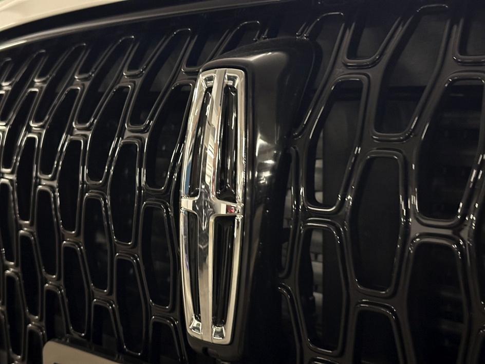 new 2025 Lincoln Corsair car, priced at $50,995