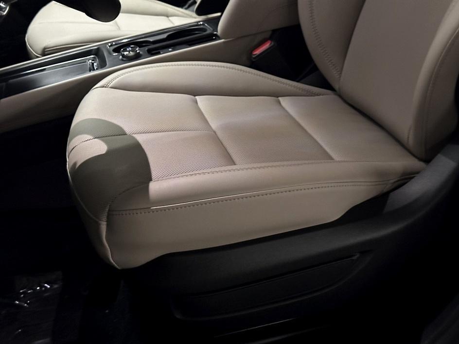 new 2025 Lincoln Corsair car, priced at $50,995