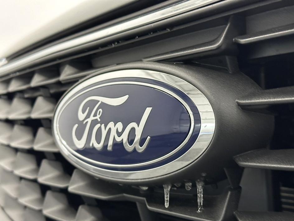 new 2025 Ford Escape car, priced at $29,404