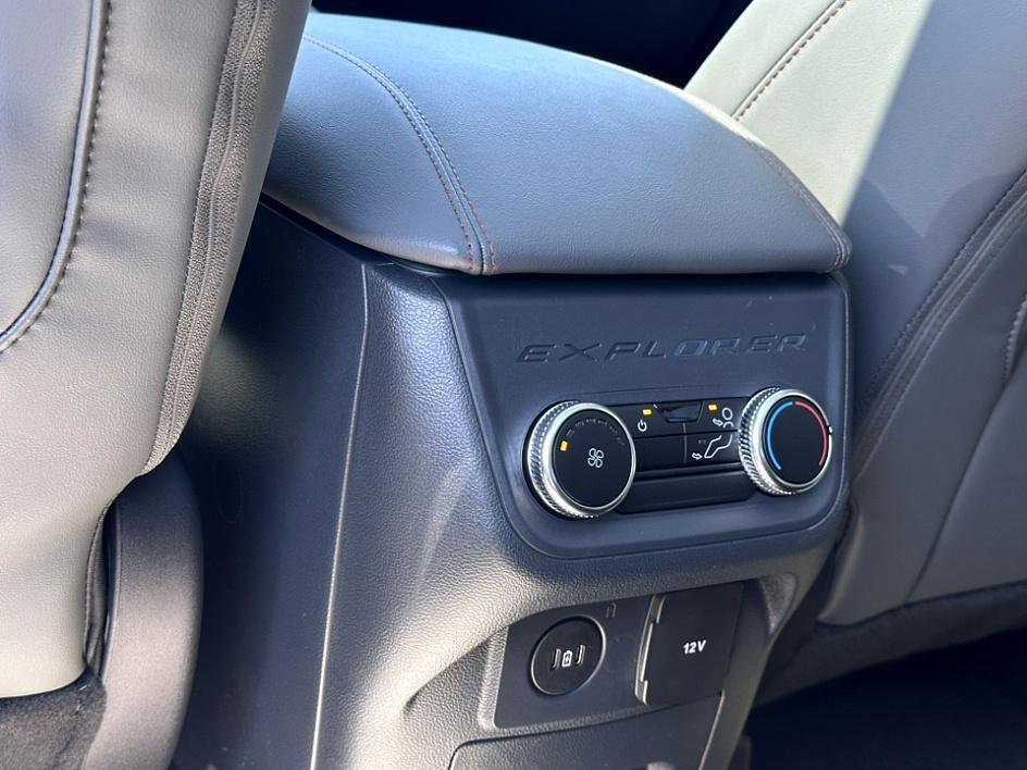 new 2025 Ford Explorer car, priced at $46,668