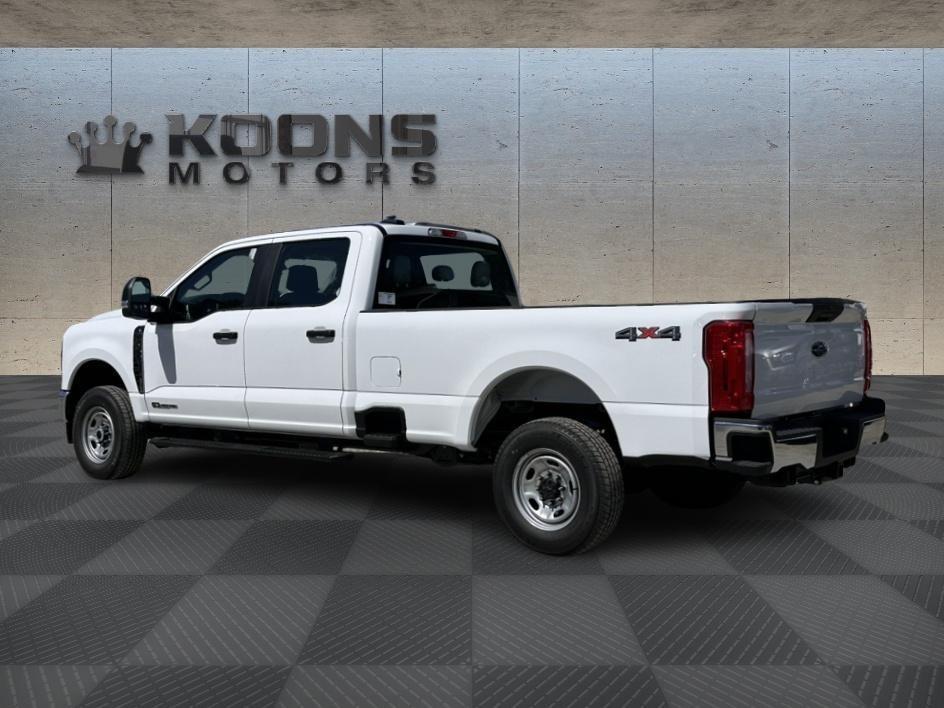 new 2025 Ford F-250 car, priced at $59,944