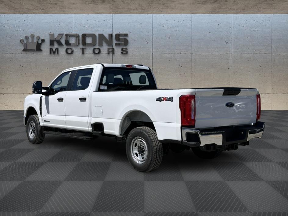 new 2025 Ford F-250 car, priced at $59,944