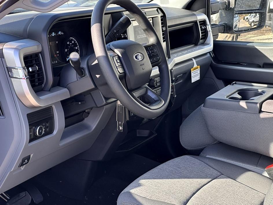 new 2025 Ford F-250 car, priced at $63,650