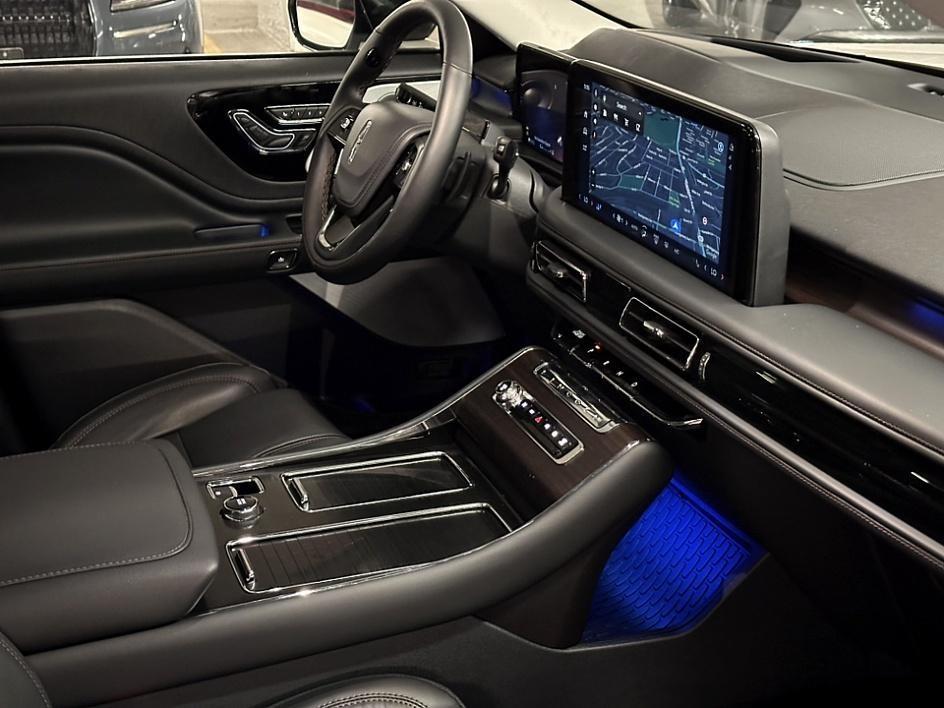 new 2025 Lincoln Aviator car, priced at $73,445