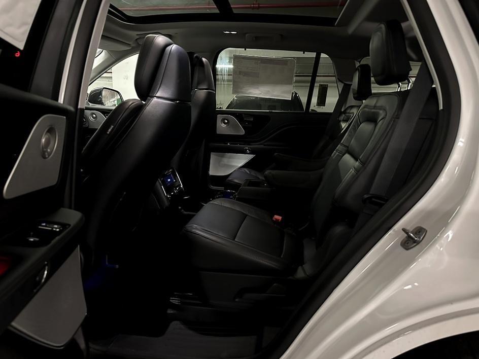 new 2025 Lincoln Aviator car, priced at $73,445
