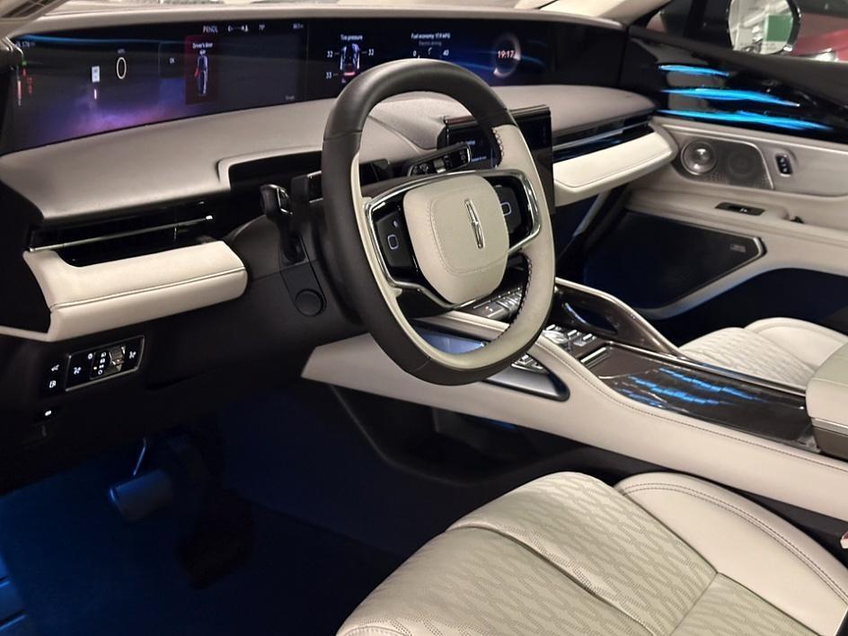 new 2024 Lincoln Nautilus car, priced at $68,249