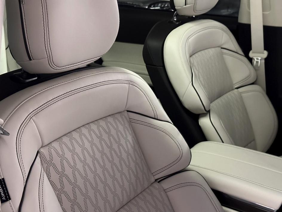 new 2024 Lincoln Nautilus car, priced at $68,249