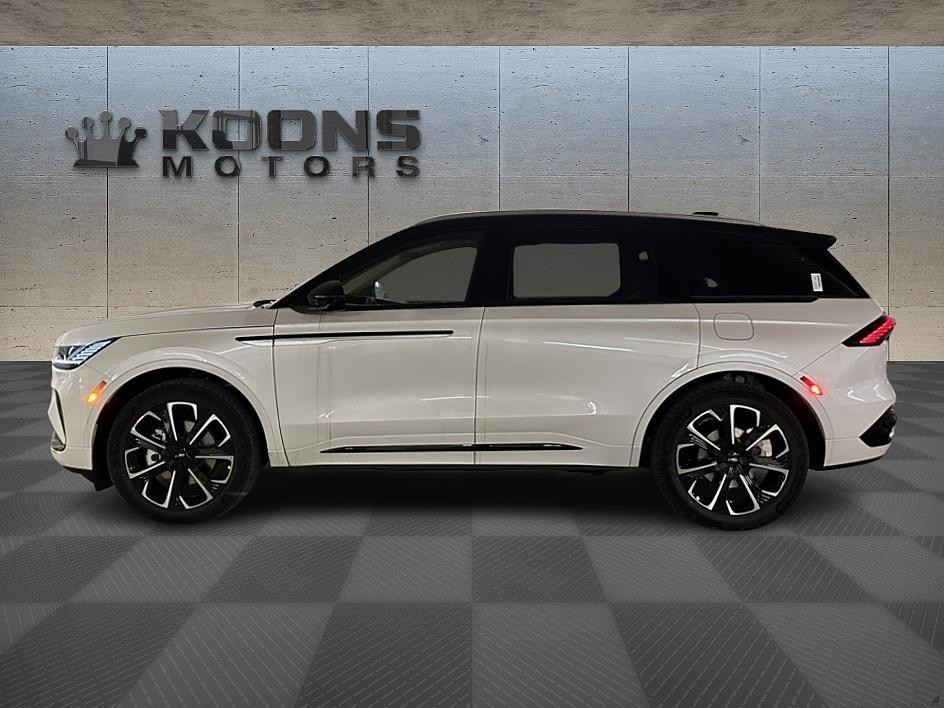 new 2025 Lincoln Nautilus car, priced at $59,181