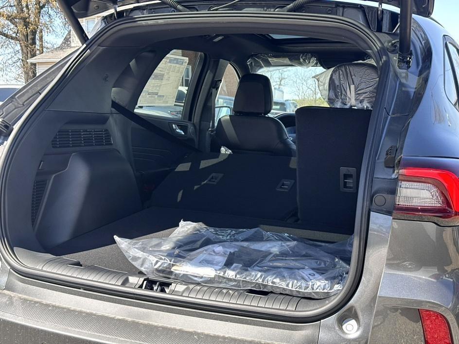 new 2025 Ford Escape car, priced at $38,845