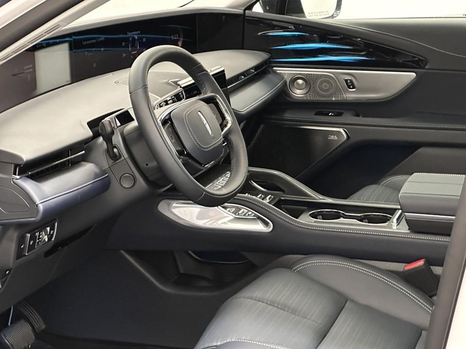 new 2024 Lincoln Nautilus car, priced at $59,540