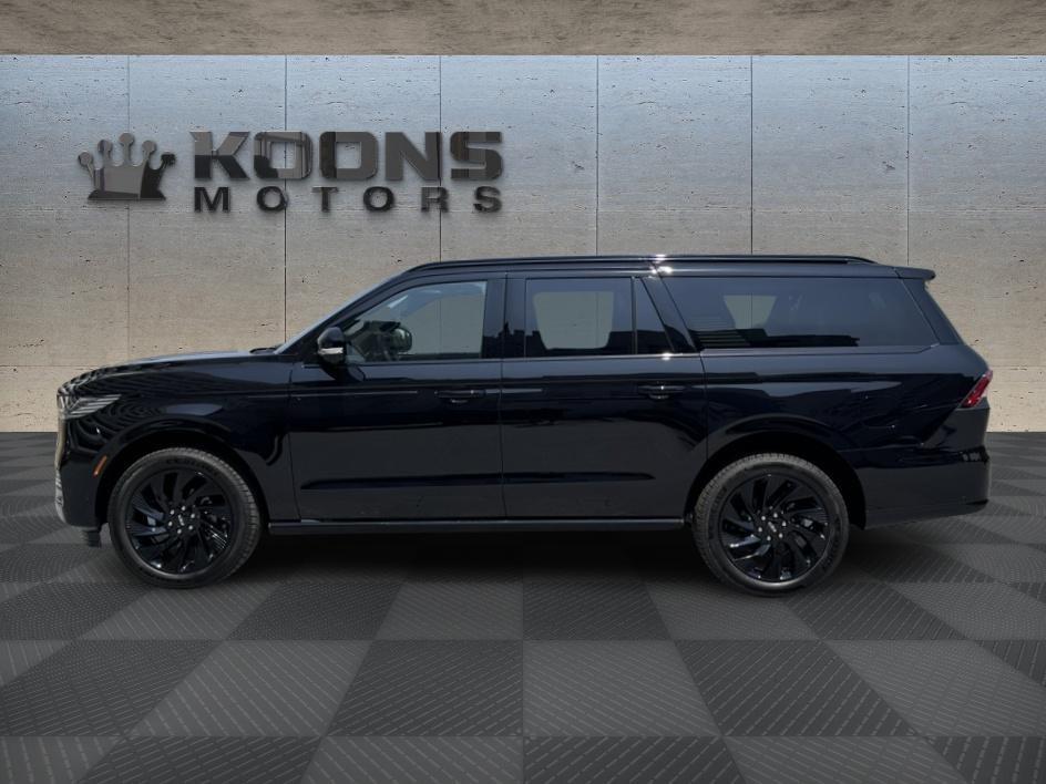 new 2025 Lincoln Navigator L car, priced at $104,421