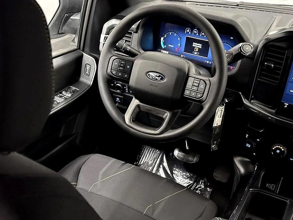 new 2025 Ford F-150 car, priced at $45,292