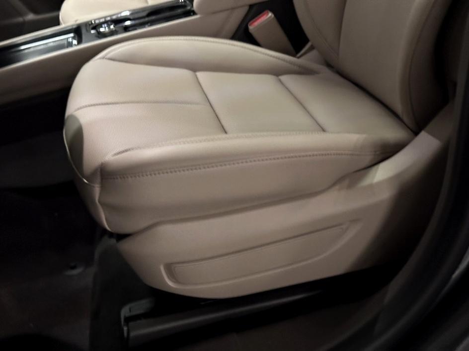new 2024 Lincoln Corsair car, priced at $43,421