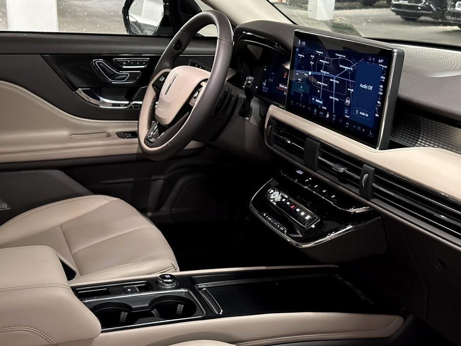 new 2024 Lincoln Corsair car, priced at $43,421