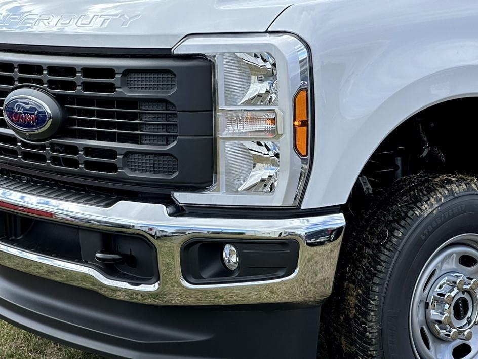 new 2024 Ford F-250 car, priced at $42,878