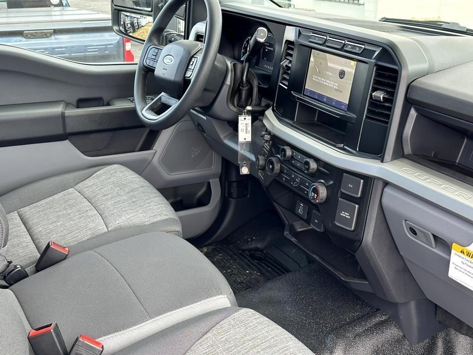 new 2024 Ford F-250 car, priced at $42,878