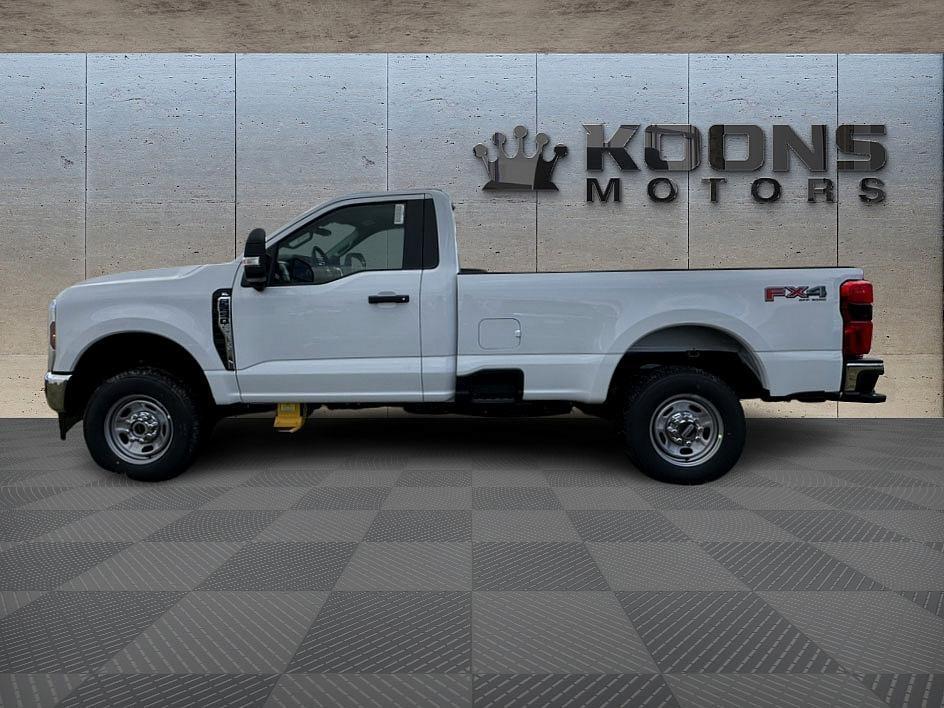 new 2024 Ford F-250 car, priced at $42,878