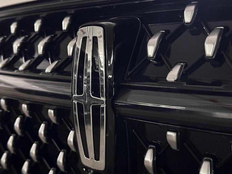 new 2025 Lincoln Nautilus car, priced at $52,026