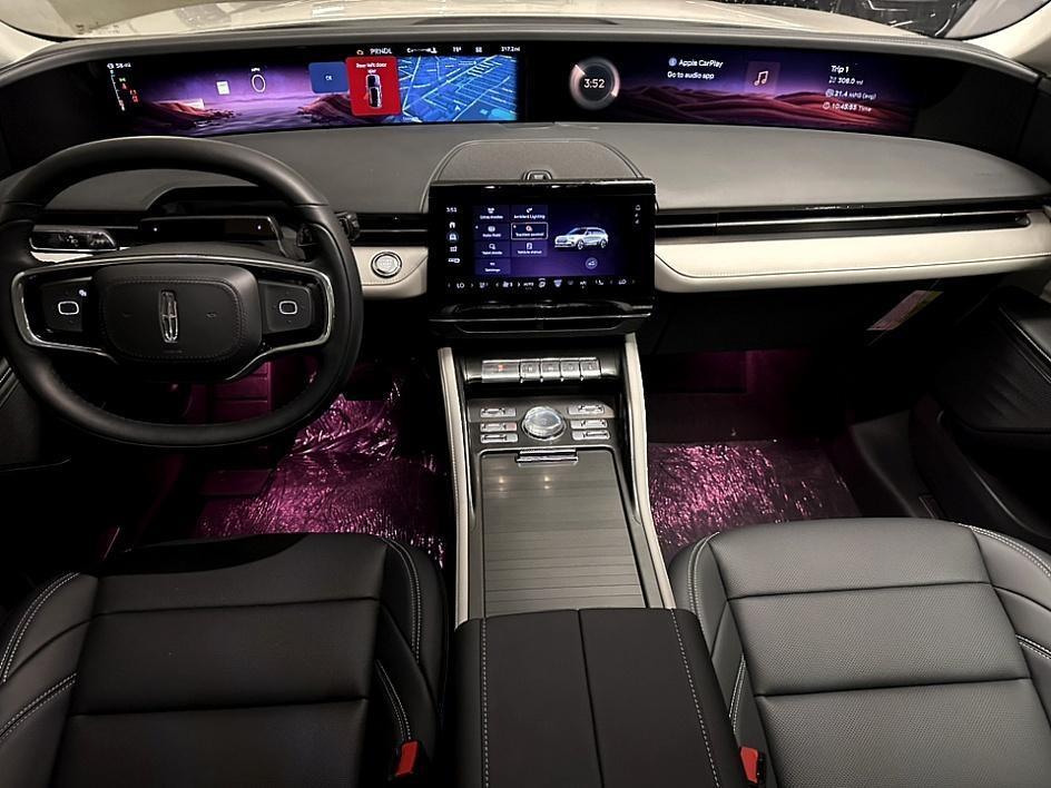 new 2025 Lincoln Nautilus car, priced at $52,026