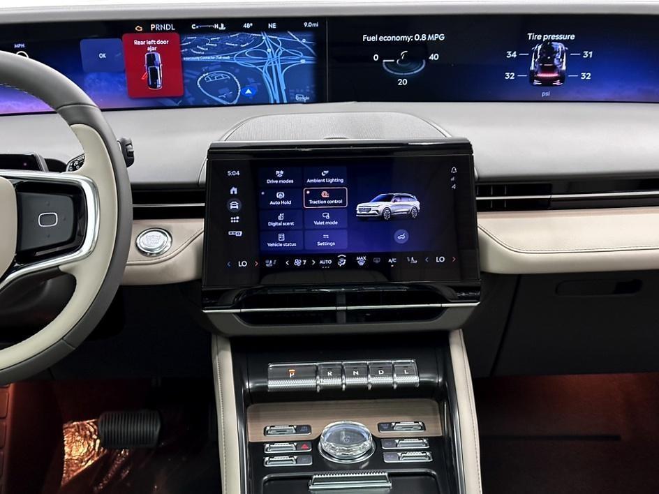 new 2025 Lincoln Nautilus car, priced at $58,420