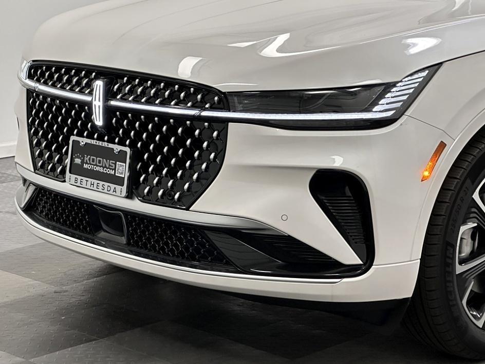 new 2025 Lincoln Nautilus car, priced at $58,420