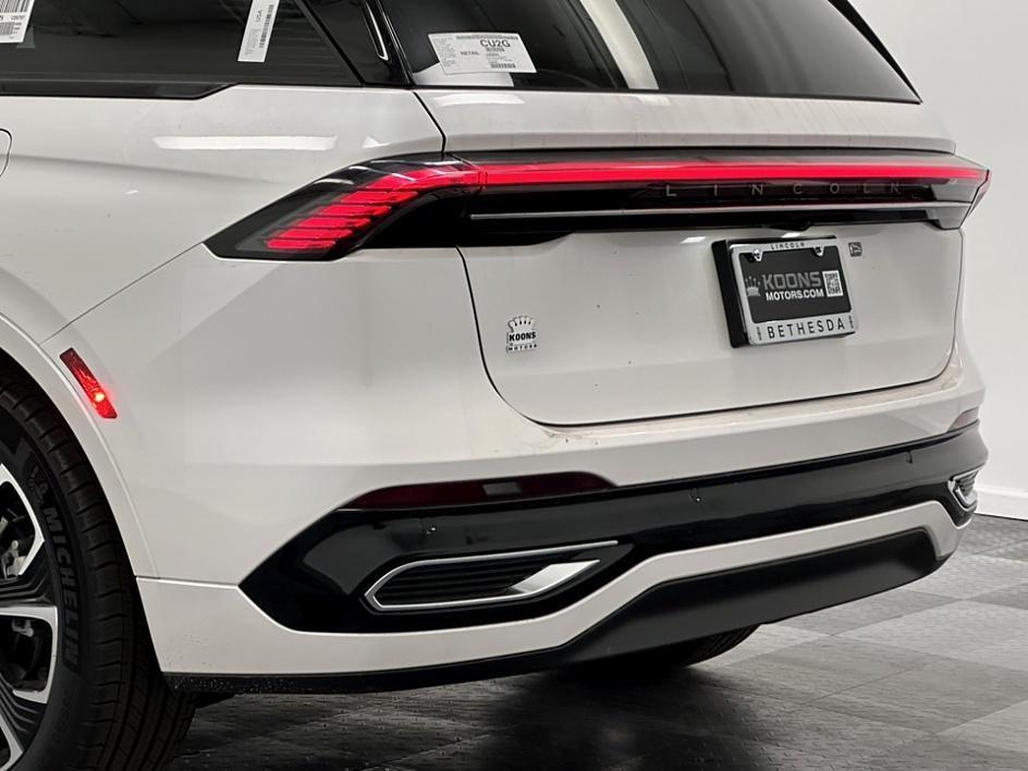 new 2025 Lincoln Nautilus car, priced at $58,420