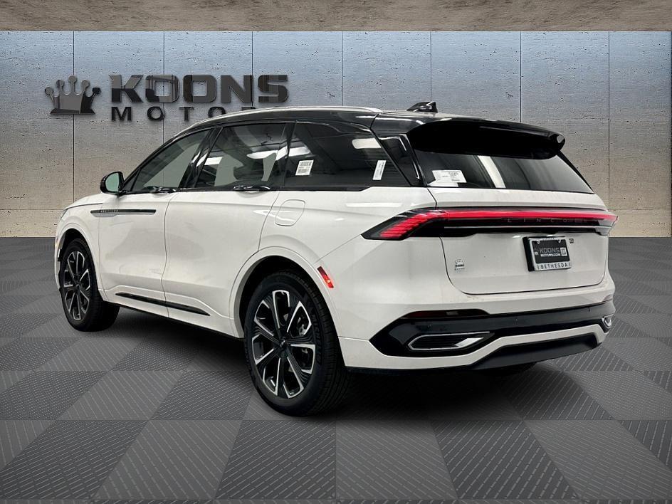 new 2025 Lincoln Nautilus car, priced at $58,420