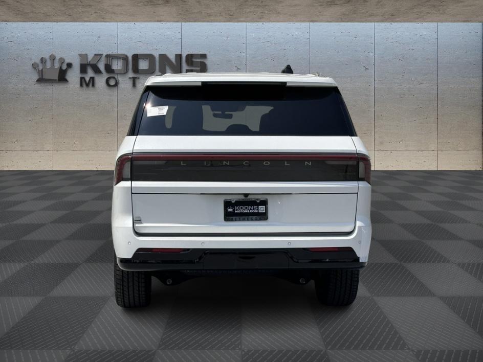 new 2025 Lincoln Navigator L car, priced at $122,480