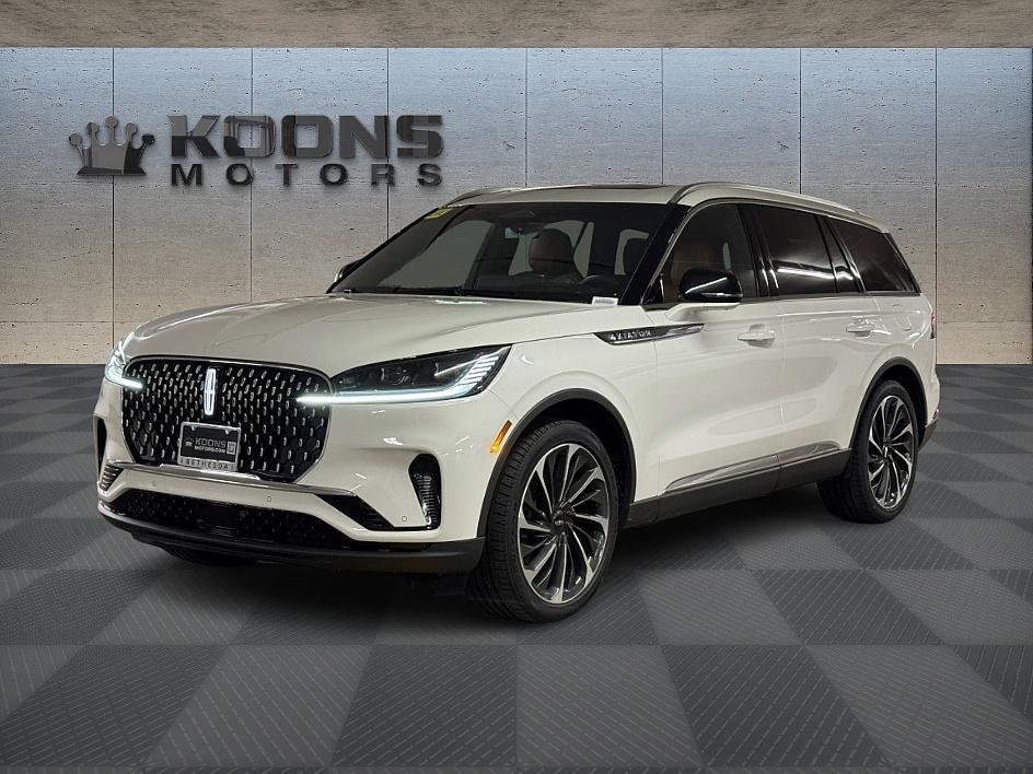 new 2025 Lincoln Aviator car, priced at $72,153