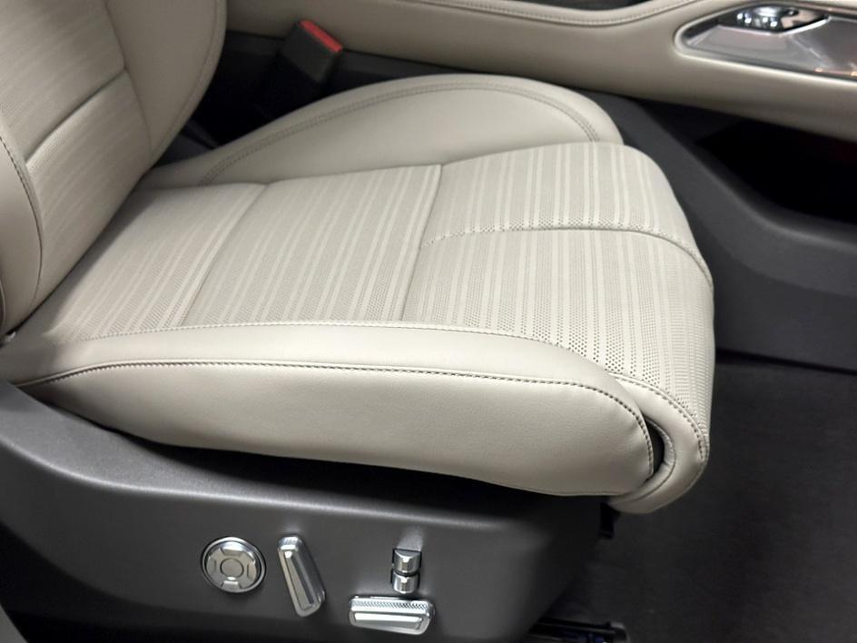 new 2025 Lincoln Nautilus car, priced at $62,503