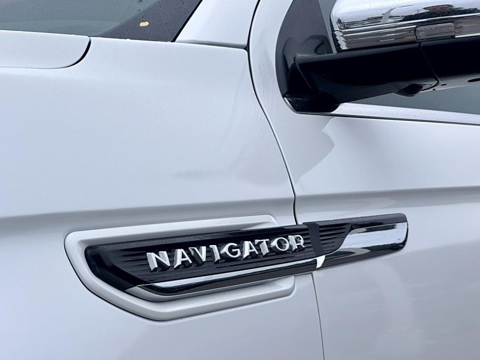 used 2022 Lincoln Navigator L car, priced at $62,750