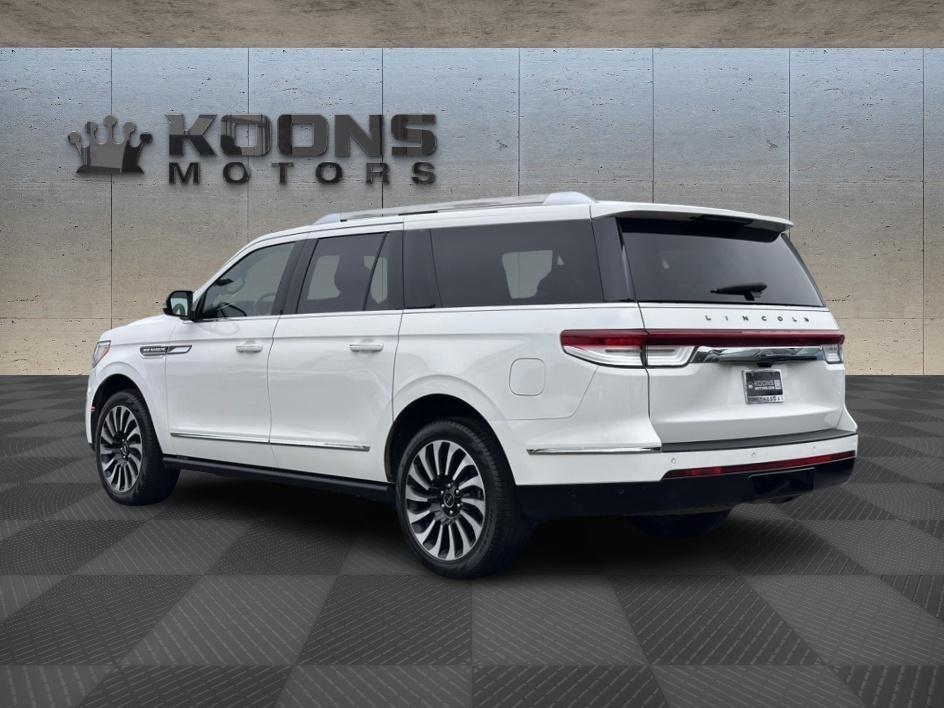 used 2022 Lincoln Navigator L car, priced at $62,750