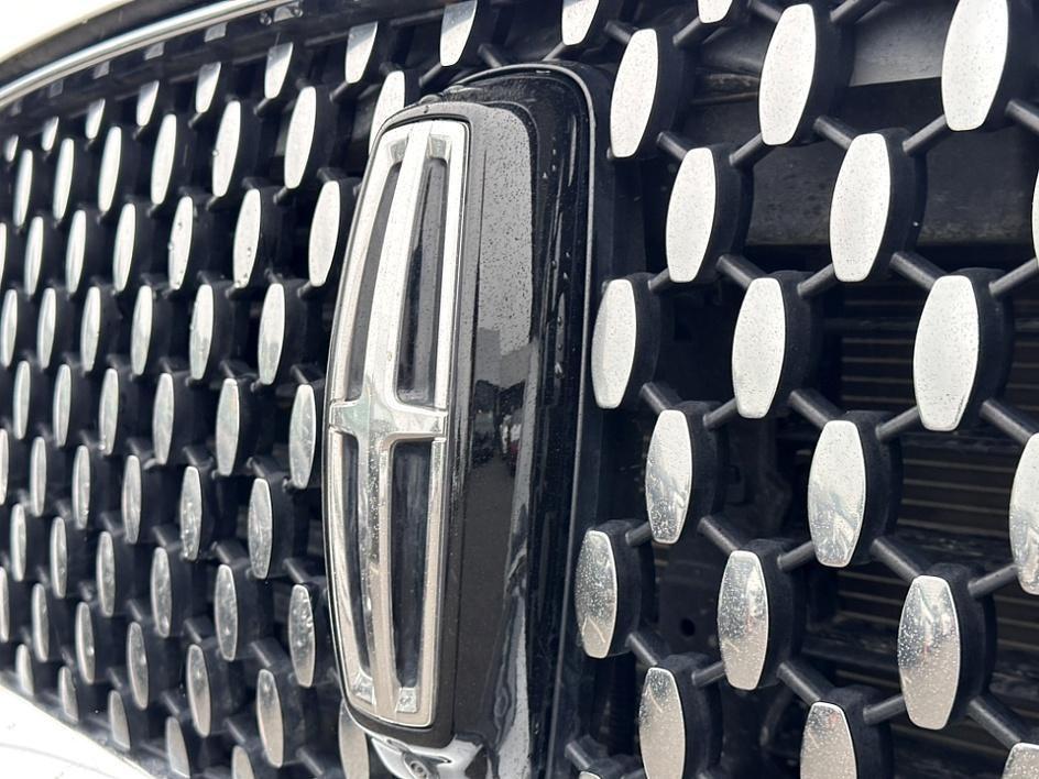 used 2022 Lincoln Navigator L car, priced at $62,750