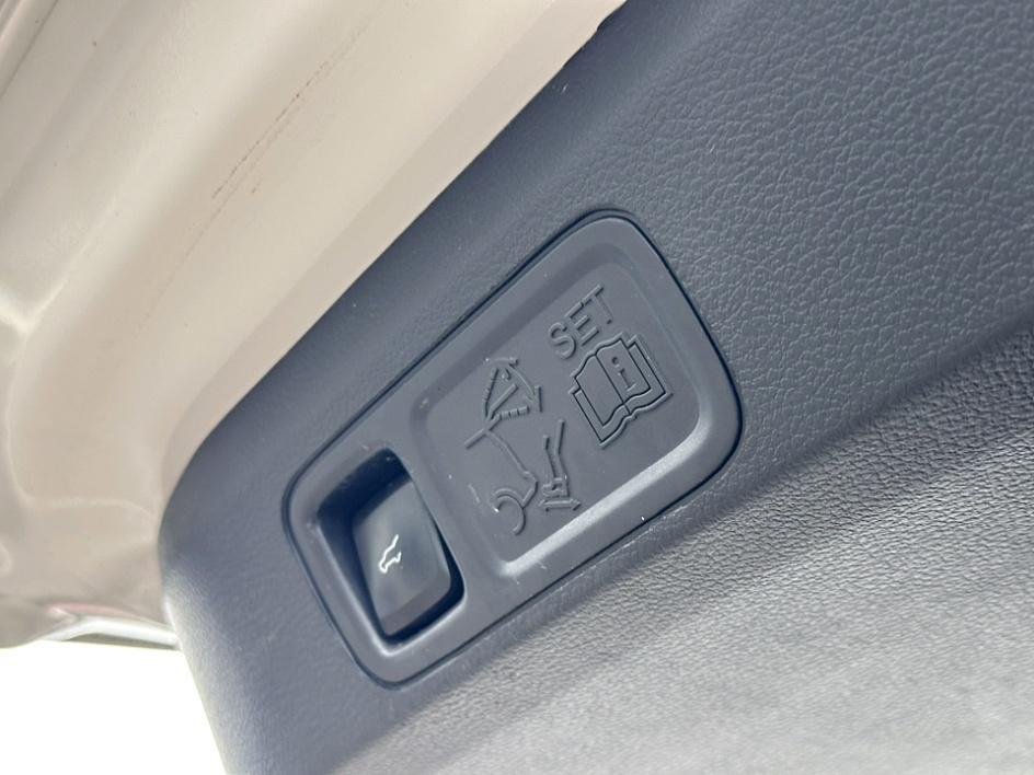 used 2022 Lincoln Navigator L car, priced at $62,750