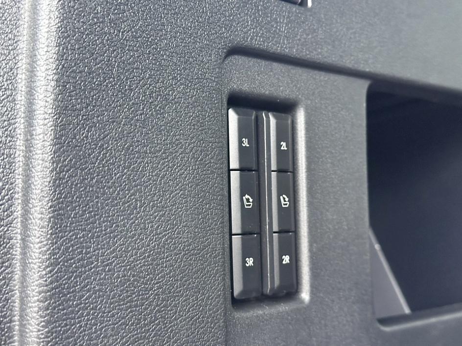 used 2022 Lincoln Navigator L car, priced at $62,750