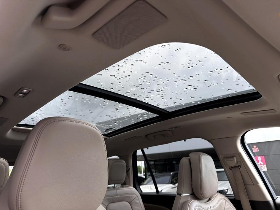 used 2022 Lincoln Aviator car, priced at $42,500