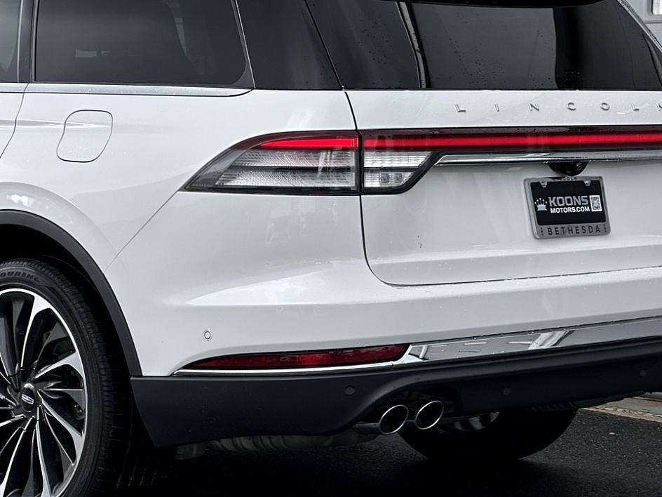 used 2022 Lincoln Aviator car, priced at $42,500