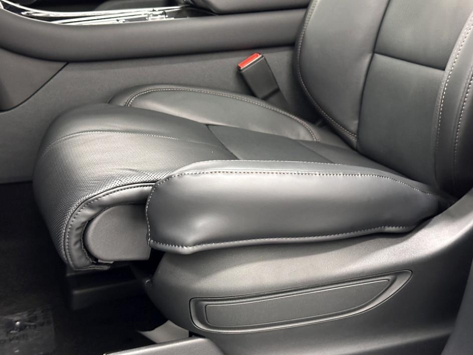 new 2025 Lincoln Aviator car, priced at $73,513