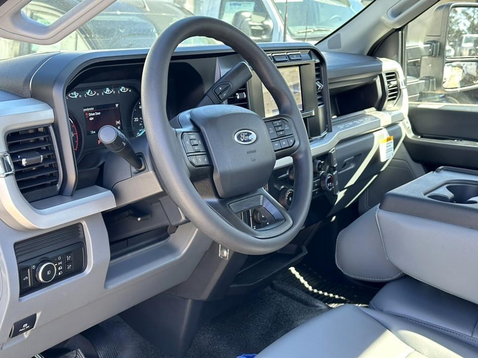 new 2024 Ford F-250 car, priced at $41,148