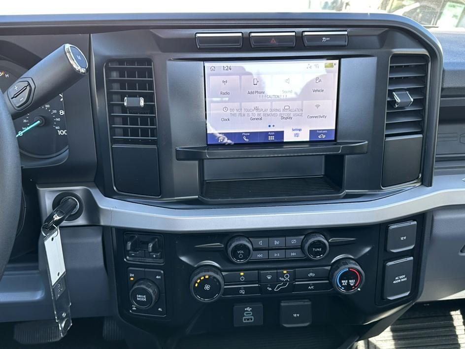 new 2024 Ford F-250 car, priced at $41,148
