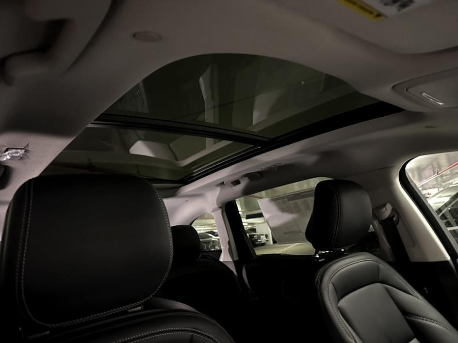 new 2025 Lincoln Nautilus car, priced at $54,326
