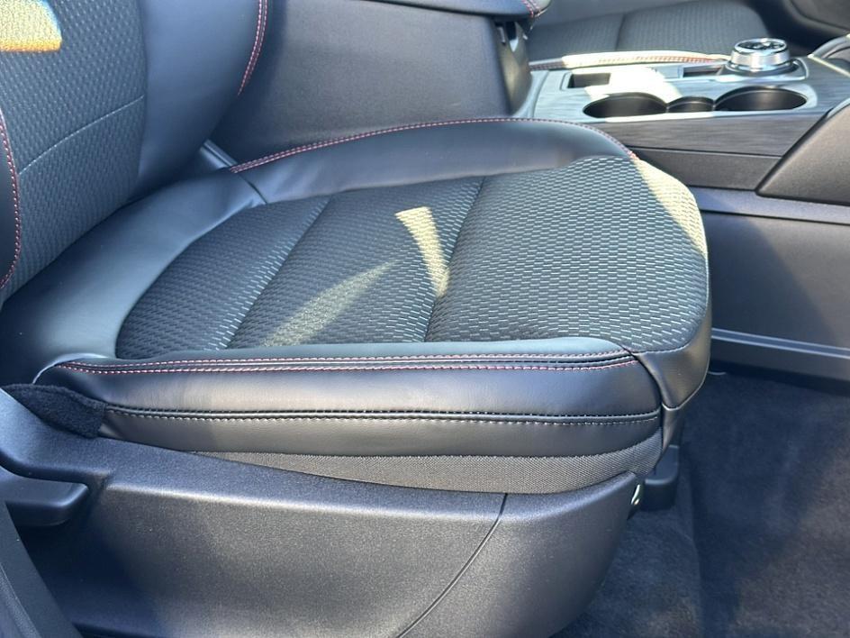 new 2025 Ford Escape car, priced at $33,925