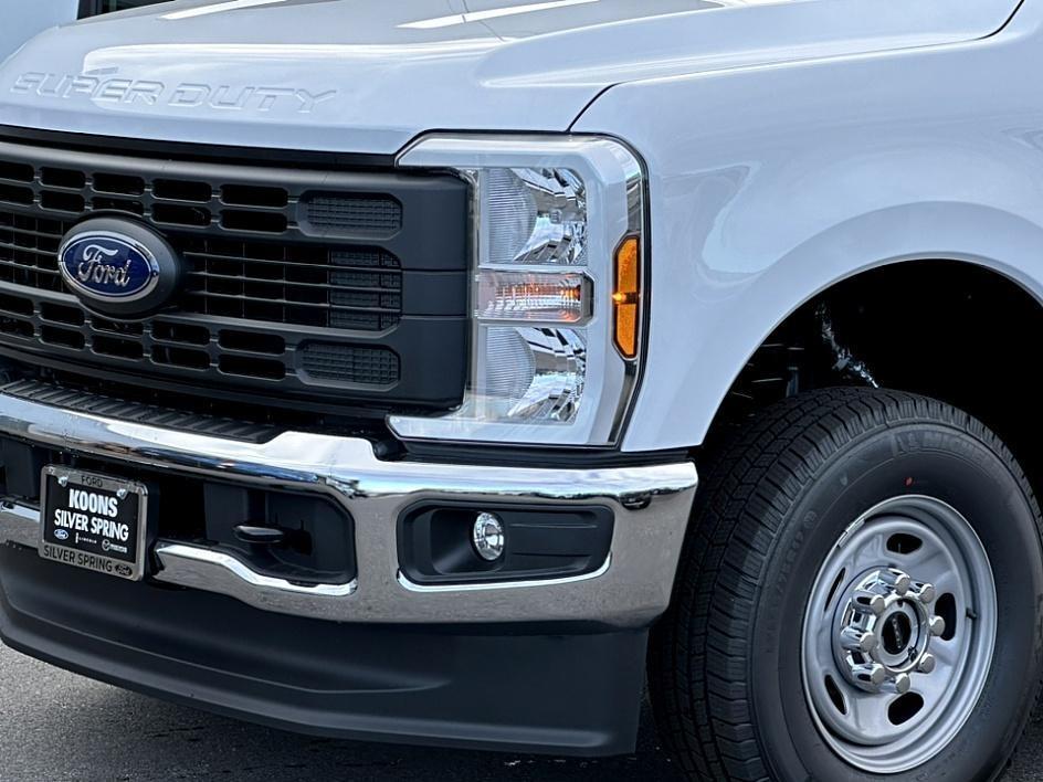 new 2024 Ford F-250 car, priced at $40,796