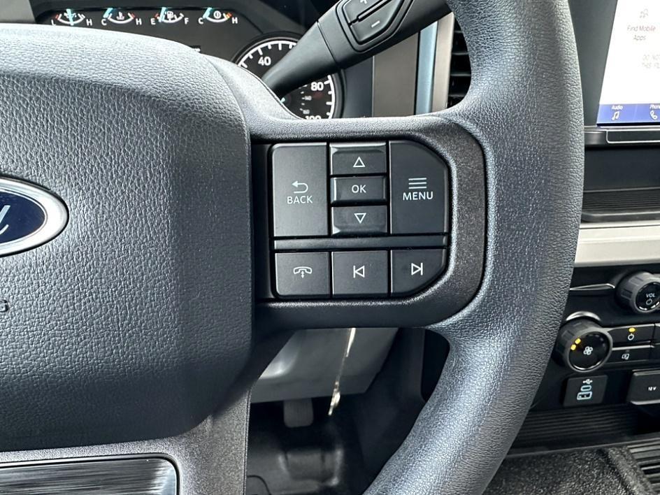 new 2024 Ford F-250 car, priced at $40,796