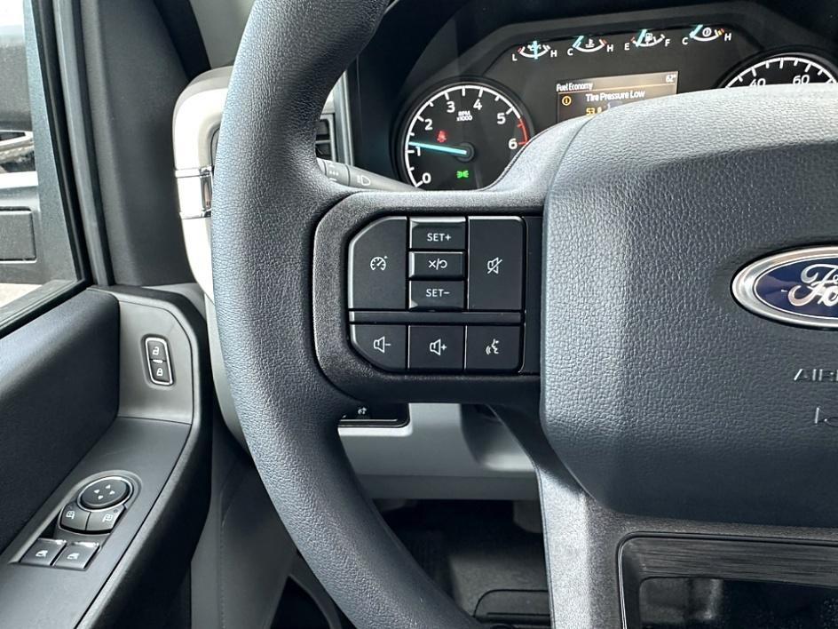new 2024 Ford F-250 car, priced at $40,796