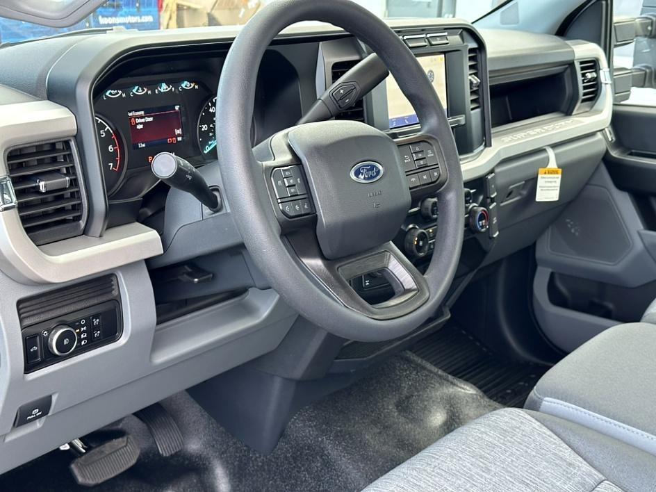 new 2024 Ford F-250 car, priced at $40,796